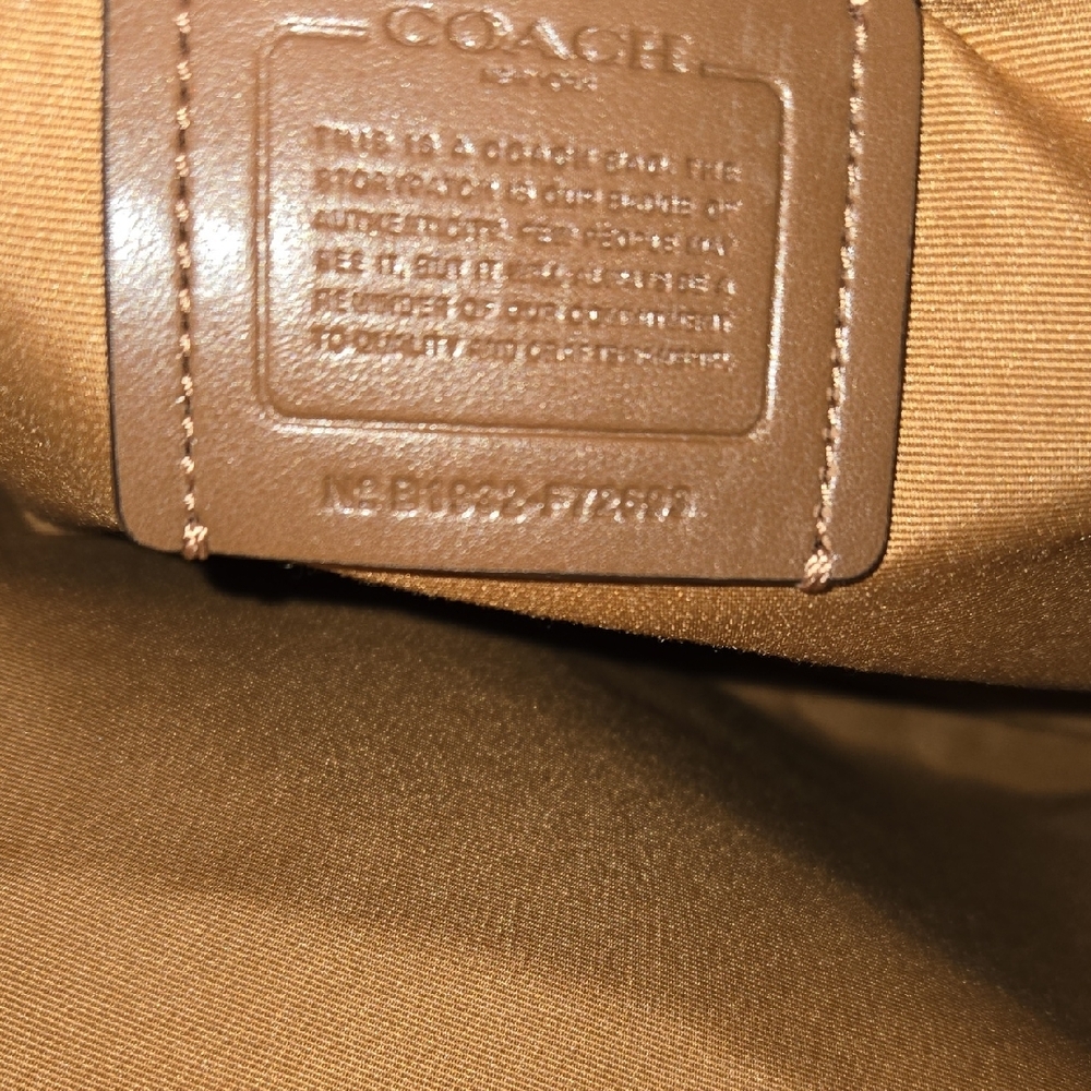 Coach Beige and White Signature Shoulder Bag - Picture 10 of 16
